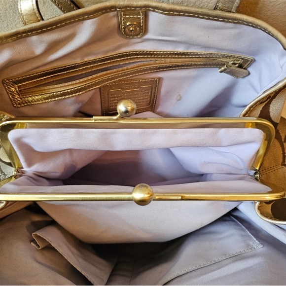 Coach Signature Striped Carryall Tote Bag - Picture 4 of 9